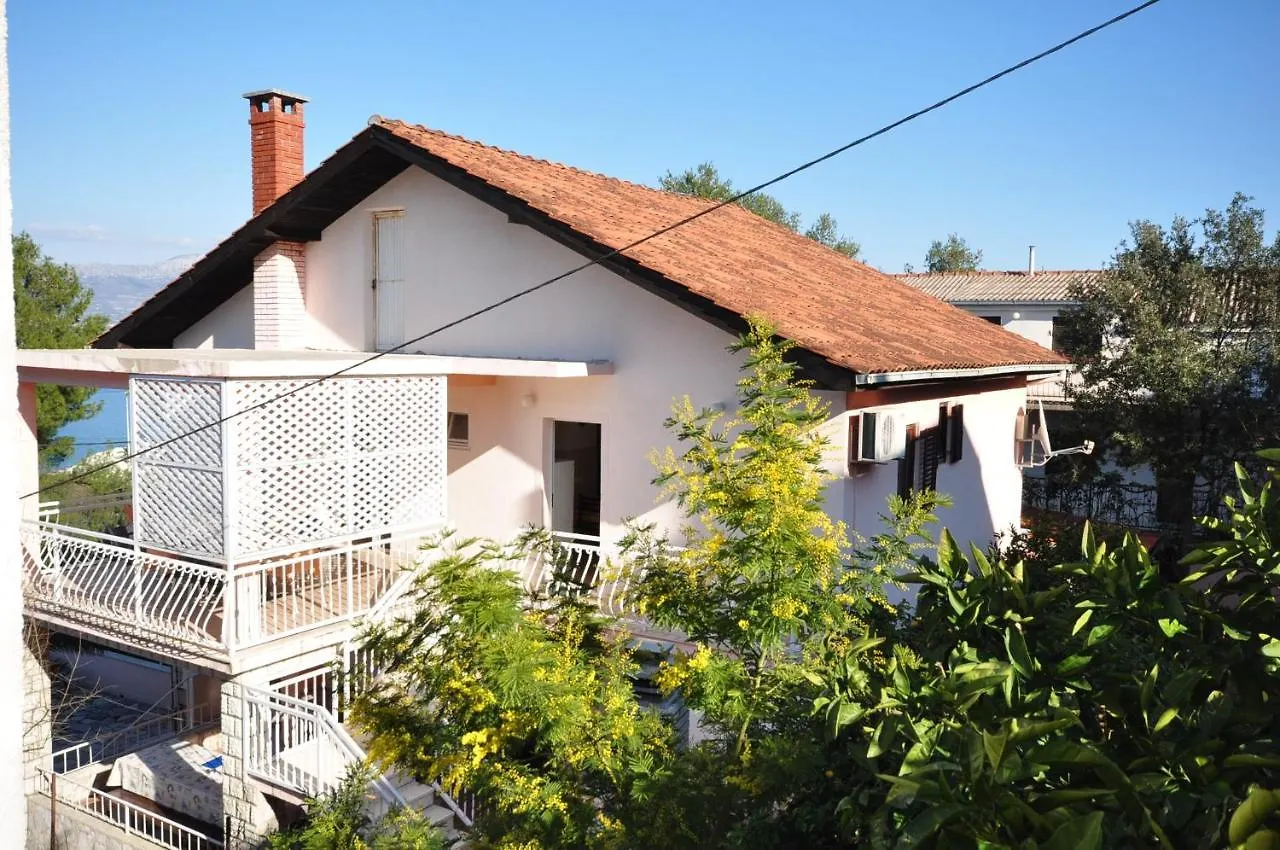 Apartments By The Sea Arbanija, Ciovo - 8651 Трогир