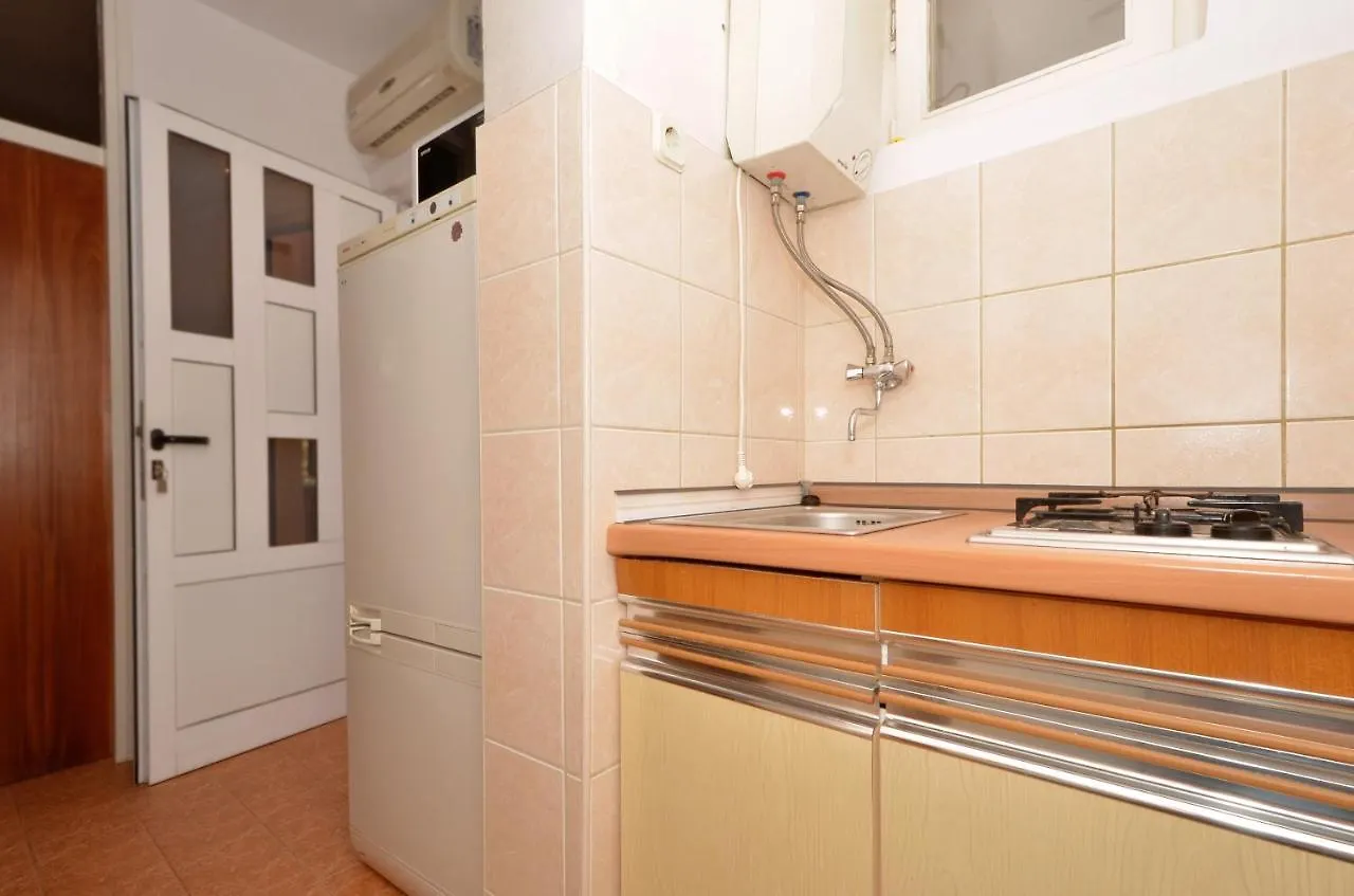 Apartments By The Sea Arbanija, Ciovo - 8651 Трогир