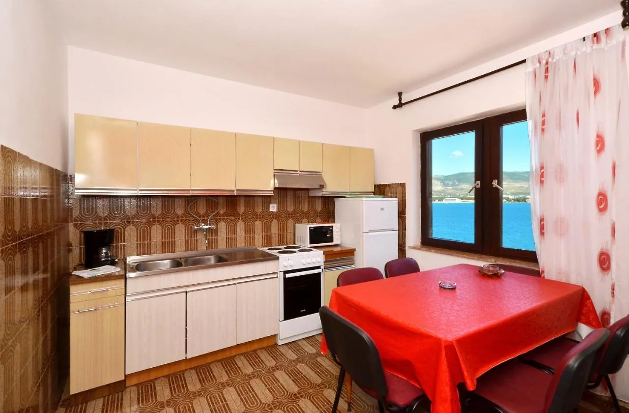 Apartments By The Sea Arbanija, Ciovo - 8651 Трогир