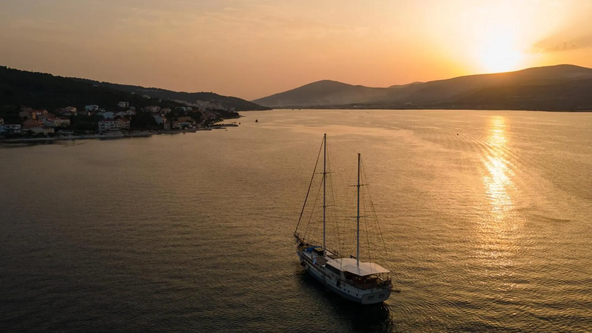 Apartments By The Sea Arbanija, Ciovo - 8651 Трогир