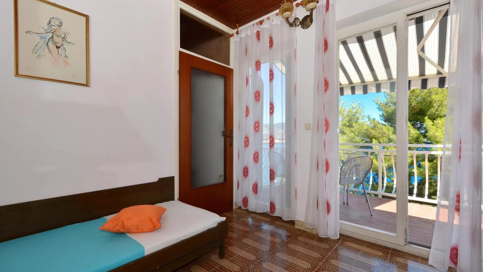 Apartments By The Sea Arbanija, Ciovo - 8651 Трогир 0*,