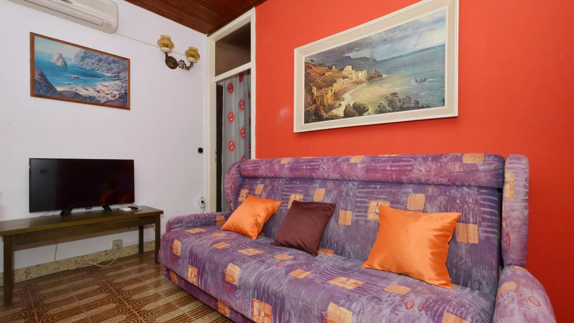 Apartments By The Sea Arbanija, Ciovo - 8651 Трогир